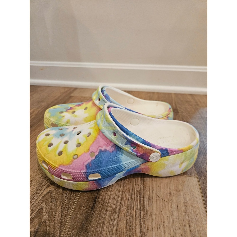 Crocs Classic Platform Tie Dye Graphic Clogs Women's 9 Multicolor 207151